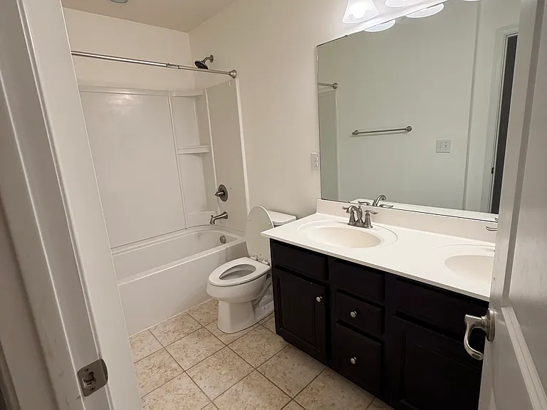 5816 Selkirkshire Rd — Photo 43