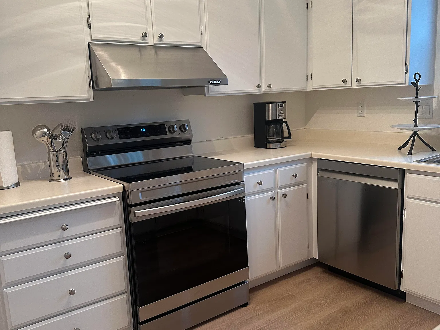 3 bed, 1407 sqft, $1,300 — Photo 2