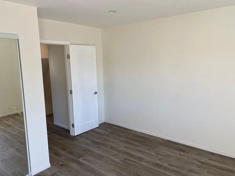 4512 Bond St — Photo 5