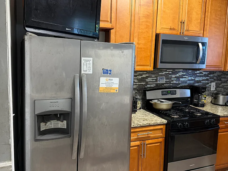 3832 Cottage Ave #F — Photo 11