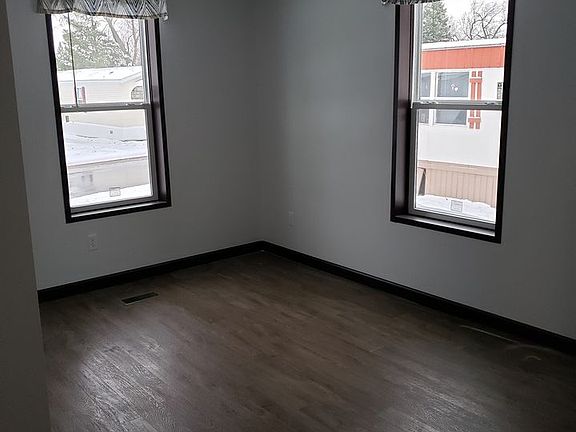 4th image of 47 Bluebird Hill Dr #400