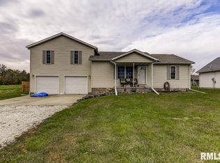 106 Roberta Ave, Kincaid, IL 62540