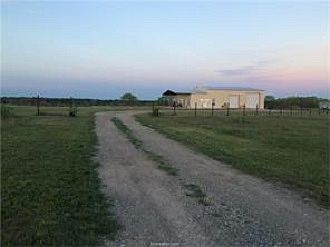 2nd image of 3133 County Road 233