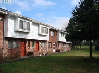 1718 NE Hoga Dr, Gresham, OR 97030