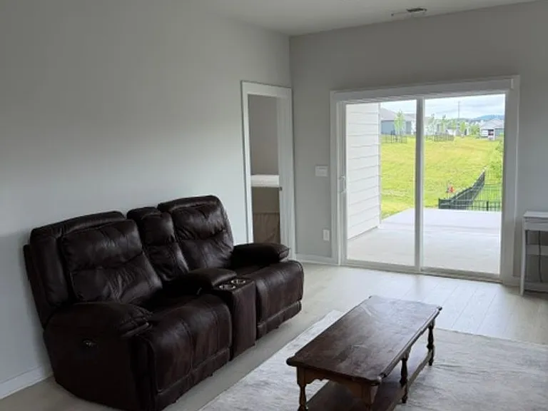 1037 Royal Gorge Ct — Photo 26