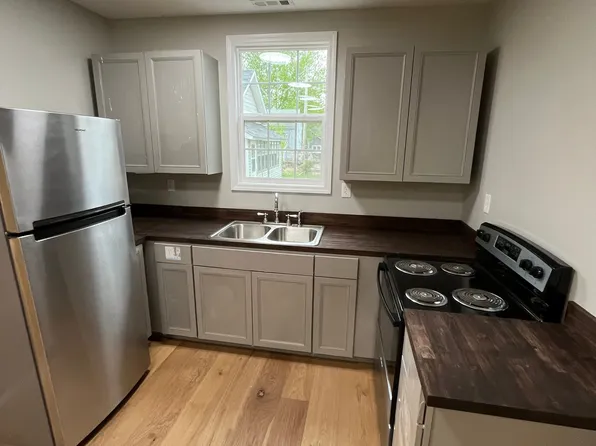 110 E Main St #B, Bainbridge, IN 46105