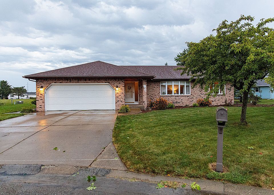 1st image of 1422 Taylor Dr