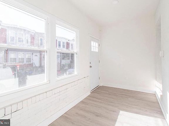 3rd image of 2237 S Hobson St #A