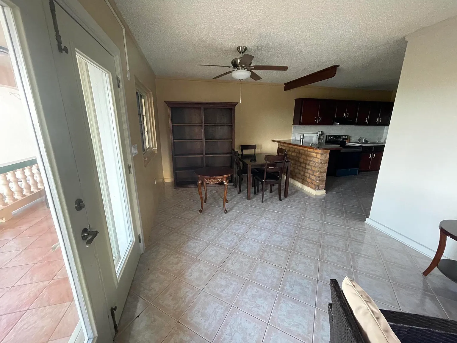 2 bed, $2,000 — Photo 4