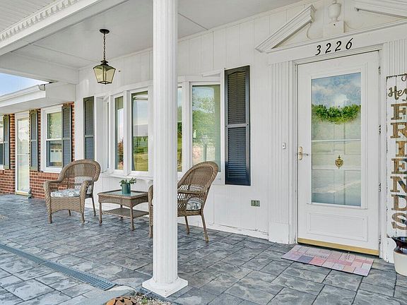 4th image of 3226 Rakes Rd