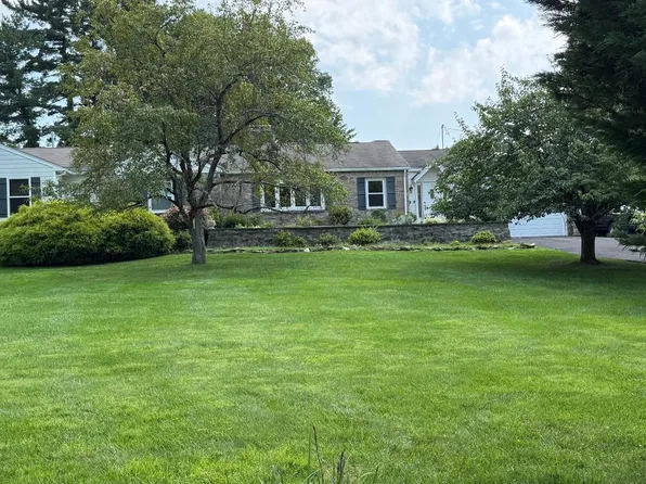 1484 Grasshopper Rd, Huntingdon Valley, PA 19006