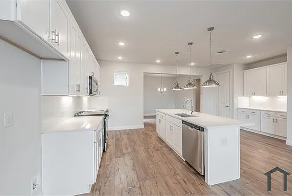 9600 Landing Way #2 — Photo 7