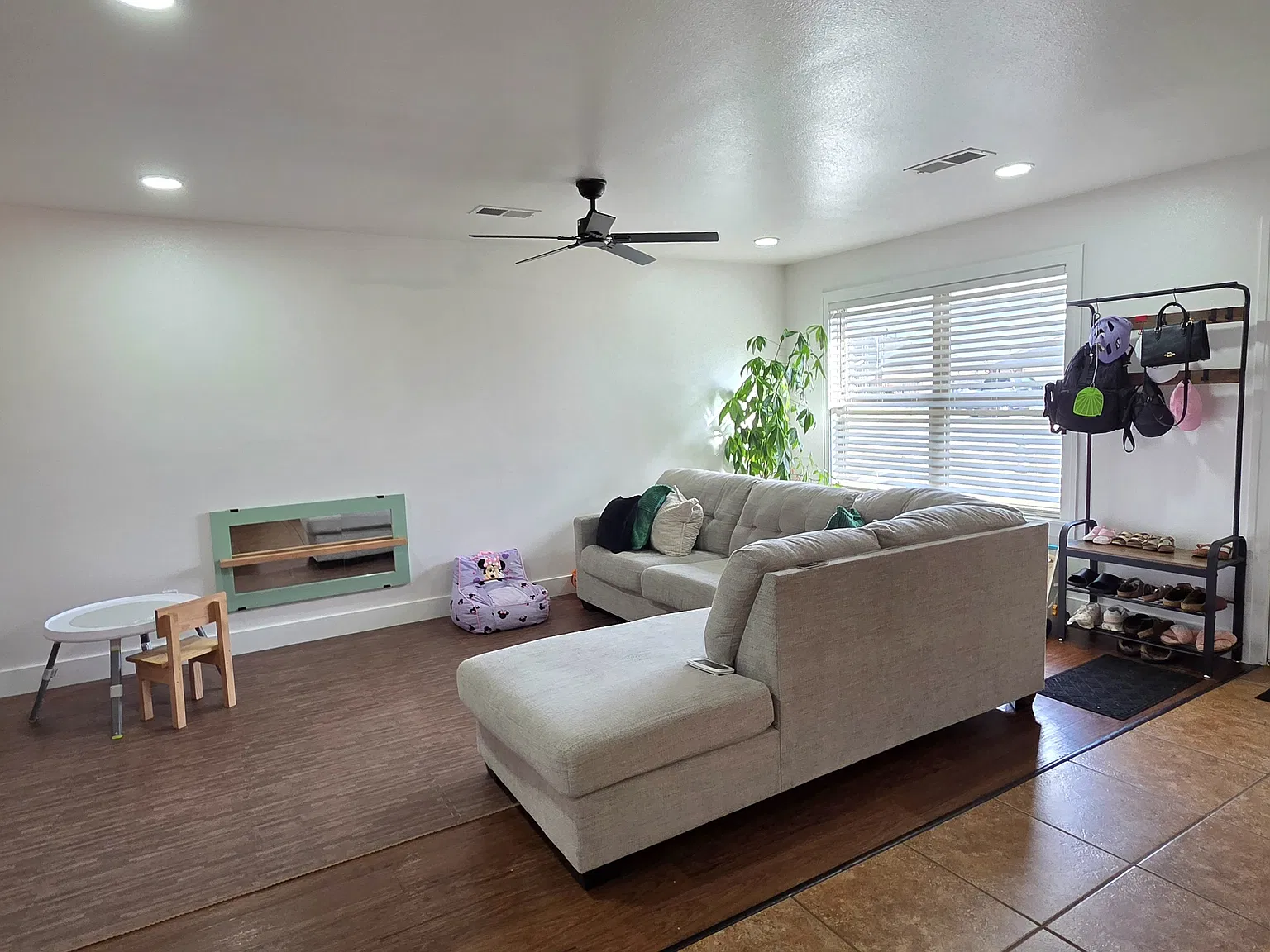 3 bed, 1215 sqft, $1,450 — Photo 3