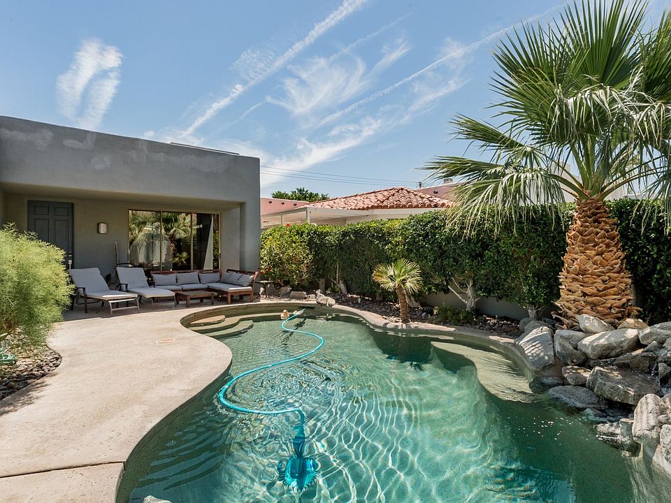 1st image of 52570 Avenida Juarez