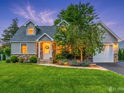 4 Douglas Rd, East Brunswick, NJ, 08816