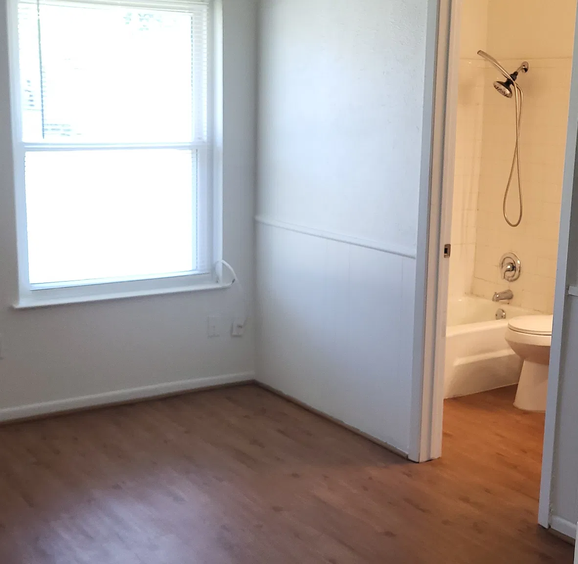 3 bed, 1100 sqft, $1,600 — Photo 4