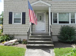 55 Villa Pl #2, Fairfield, CT 06825