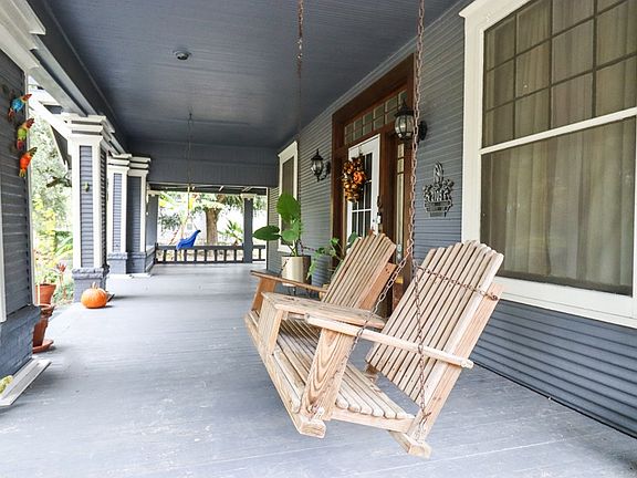 3rd image of 2105 Liberty Ave