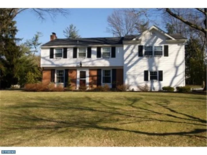 1815 Ludwell Dr photo 1