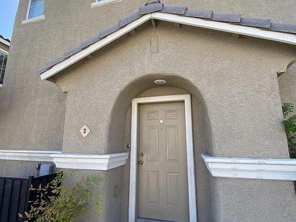 3rd image of 1353 Crystal Hill Ln Unit 3