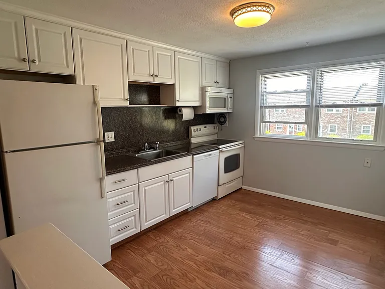 53 Hiltbrand Rd #3-10 — Photo 6