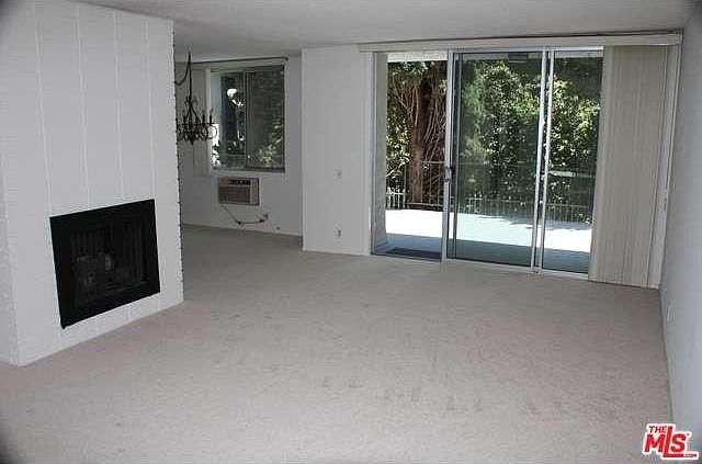 1st image of 11951 Mayfield Ave APT 104