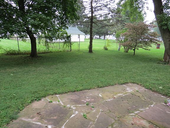 2nd image of 244 Jacqueline Dr