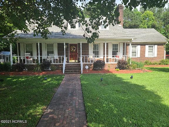2nd image of 2801 Westbrooke Dr
