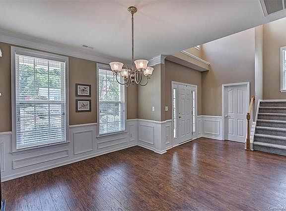5th image of 2055 E Foxwood Ct