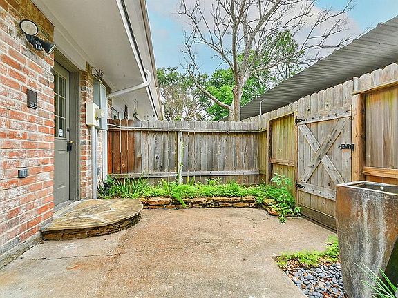 4th image of 14122 Misty Meadow Ln