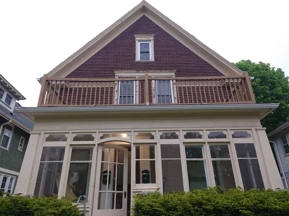 3054 N Murray Ave, Milwaukee, WI 53211