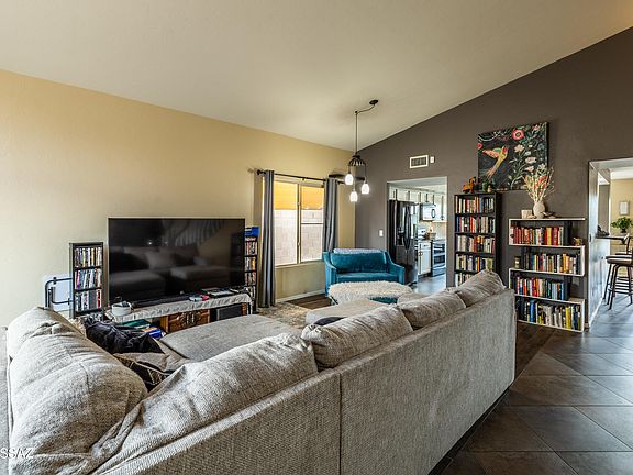 4th image of 10260 E Buffaloberry Loop