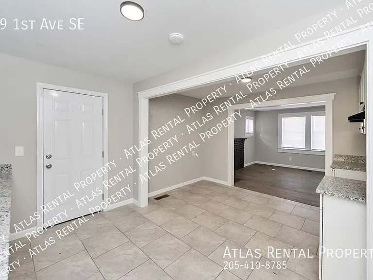 49 1st Ave SE — Photo 14