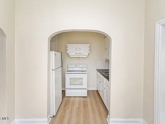2nd image of 358 Kenilworth Ave