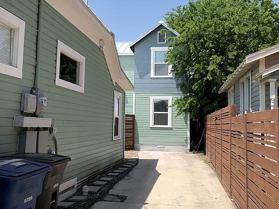 4th image of 1015 N Palmetto St