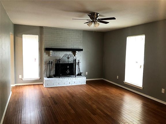 2nd image of 10817 Big Thicket Dr