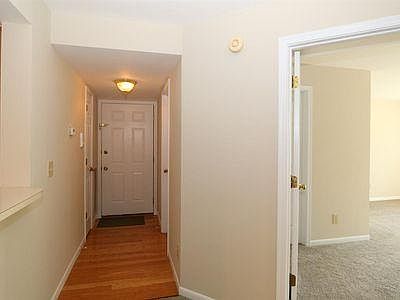 2nd image of 535 Cloverfield Ln APT 302