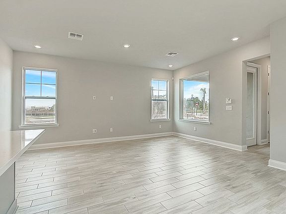 The Seaback - Dining Room