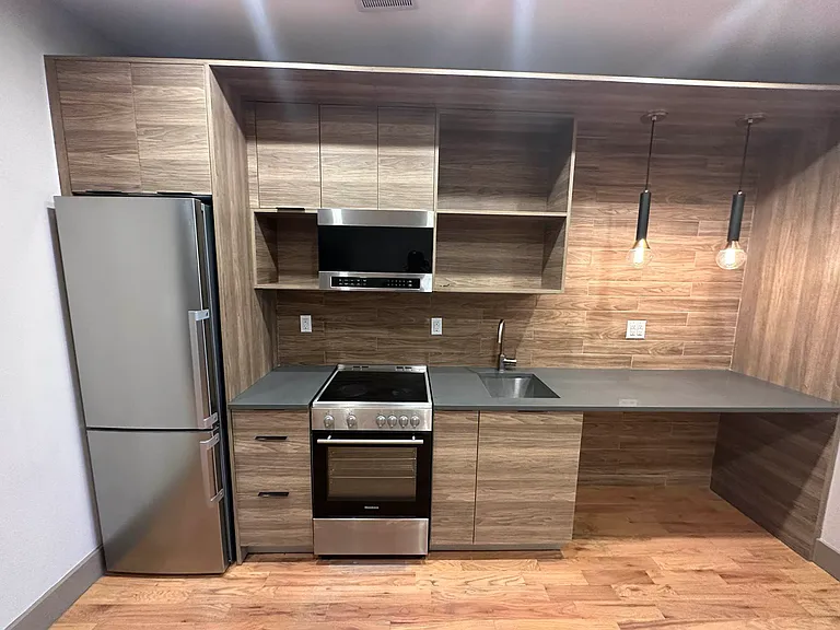 1140 De Kalb Ave #4A — Photo 3