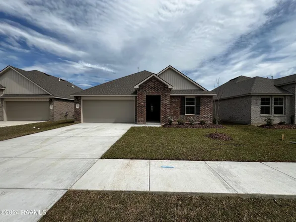 117 Romain Picard Dr, Maurice, LA 70555