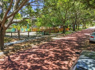 2421 7th Ave N, Saint Petersburg, FL 33713