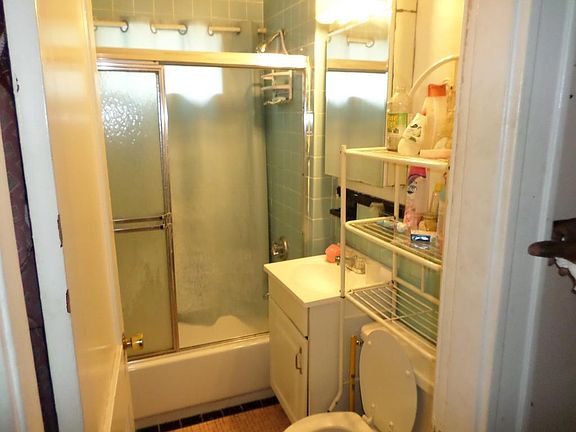 3rd image of 25 Malta St
