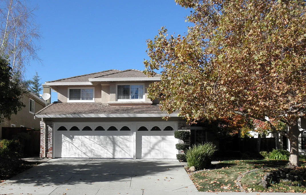 137 Parkhaven Dr photo 1