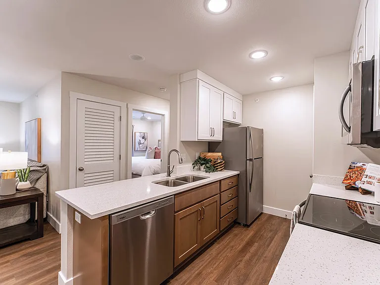 Orchard Park Apartments — Photo 14