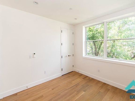 1234 Bedford 4
