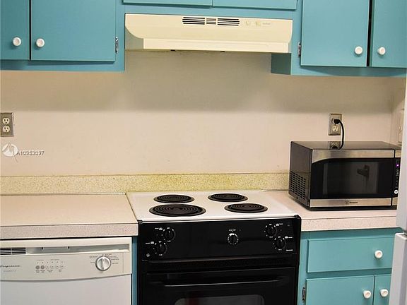 2nd image of 3301 NE 5th Ave APT 1219