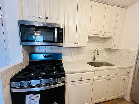 5th image of 1750 N Marywood Ave APT 204