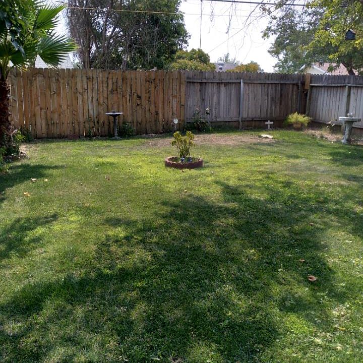 2nd image of 3720 Elkhorn Blvd