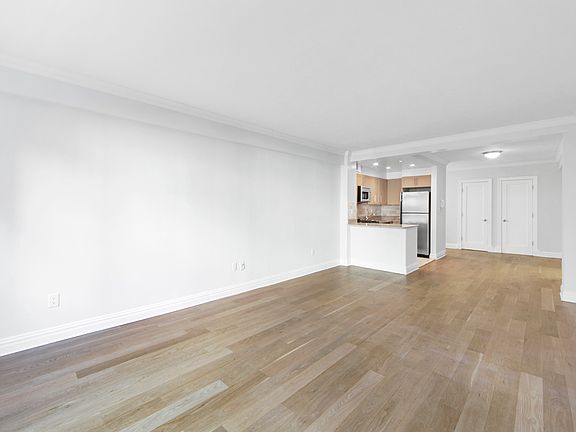 4th image of 41 Park Ave APT 3B