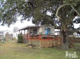 89 Waterfront Cir, Hampstead, NC 28443